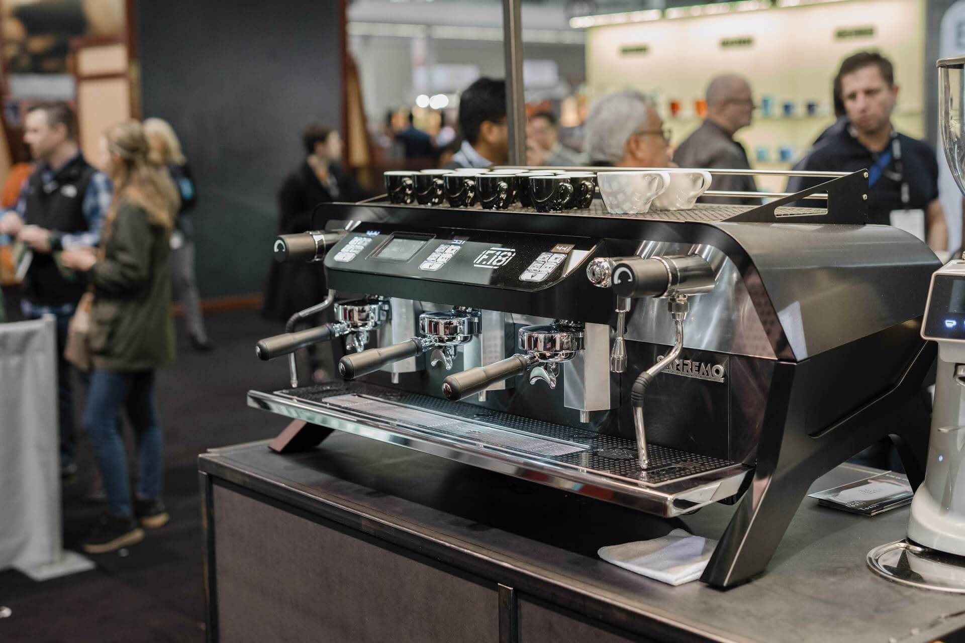 Sanremo F18 multiboiler koffiemachine barista espressomachine